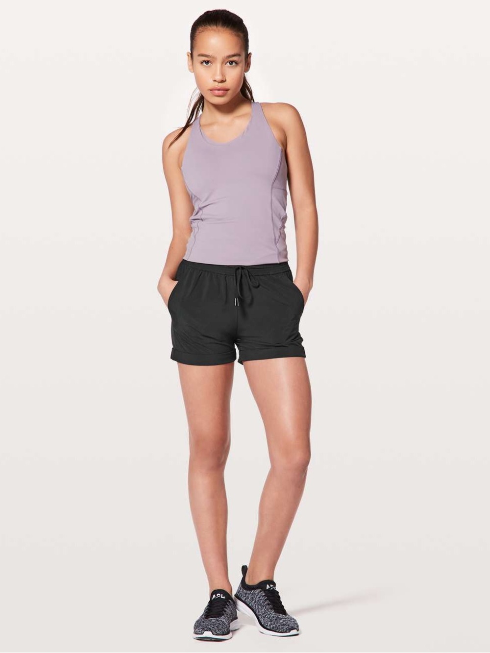 LULULEMON spring break away short 4-way stretch black size 6